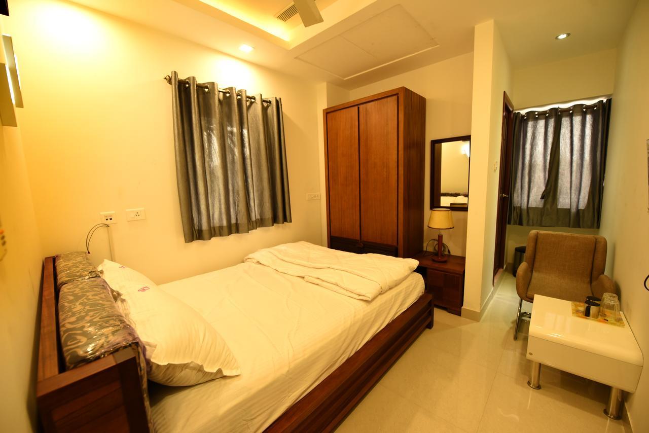 Sky Residency Bed & Breakfast Chennai Exterior photo